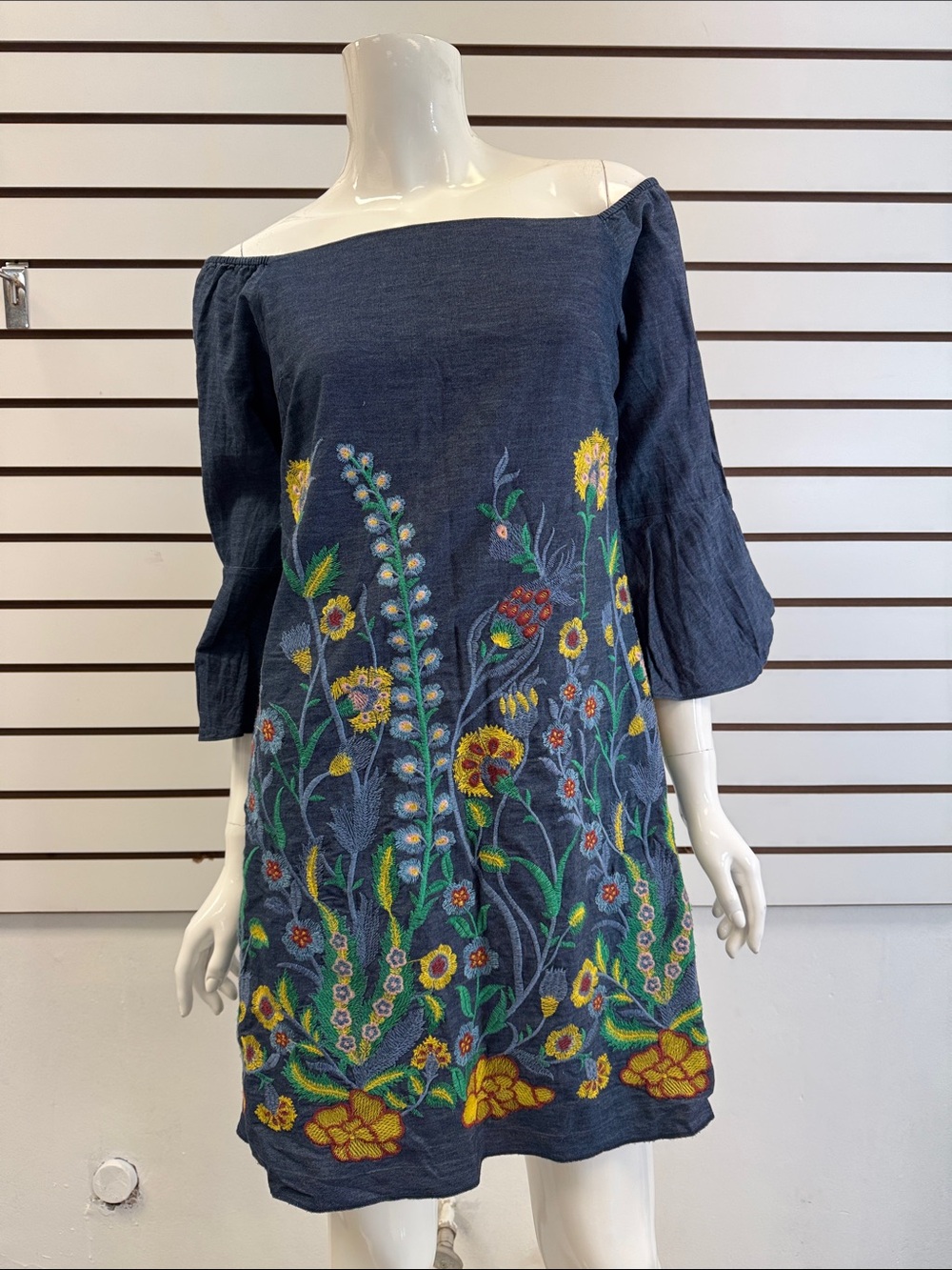 Alice + Olivia Embroidered Floral Navy Denim-Look Dress